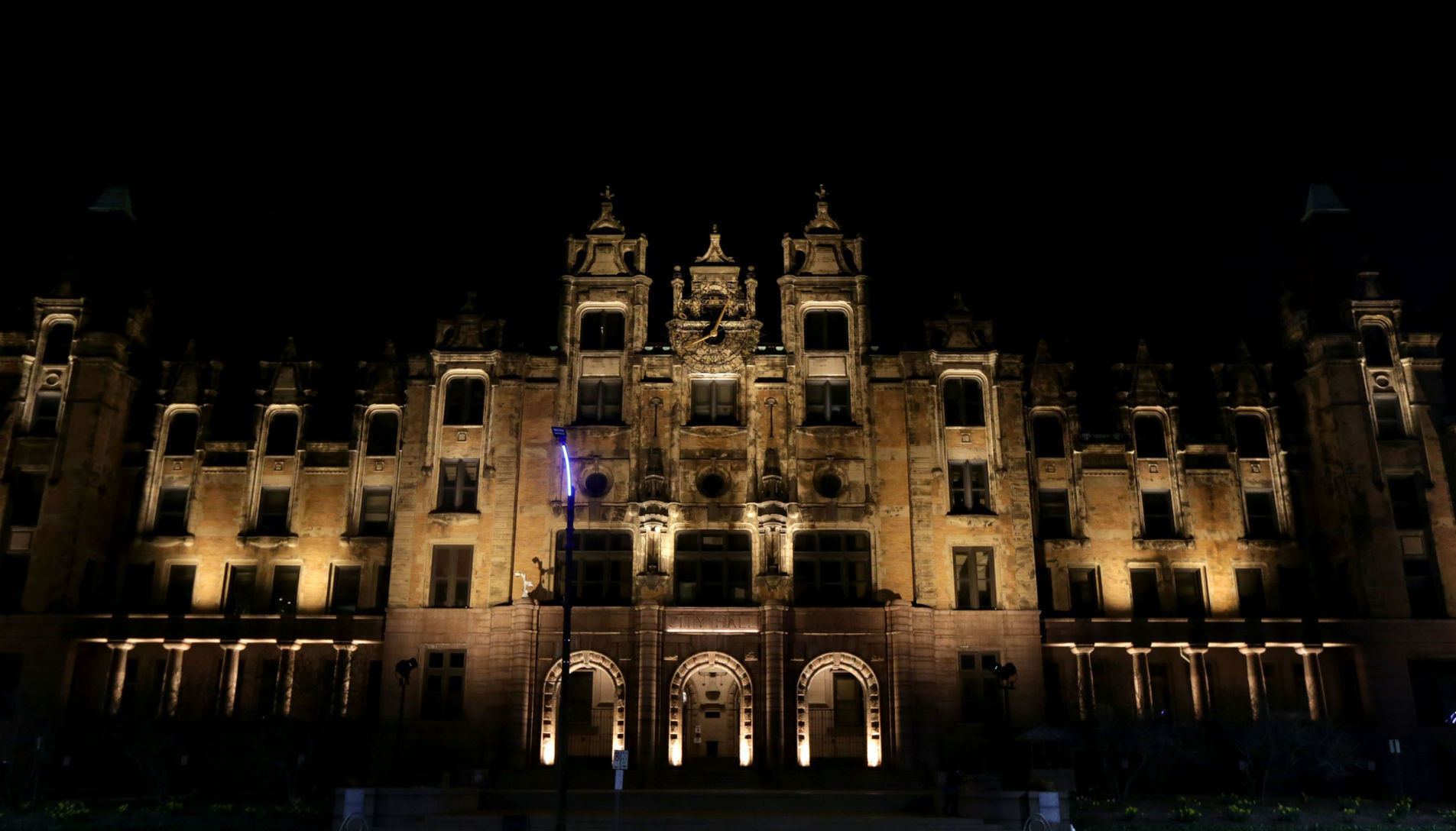 Powerful St. Louis personnel director on medical leave amid larger investigation